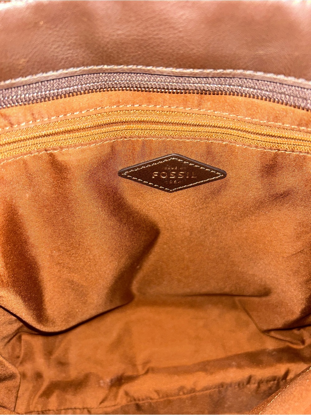 Fossil Leather  Crossbody - Picture 4 of 6